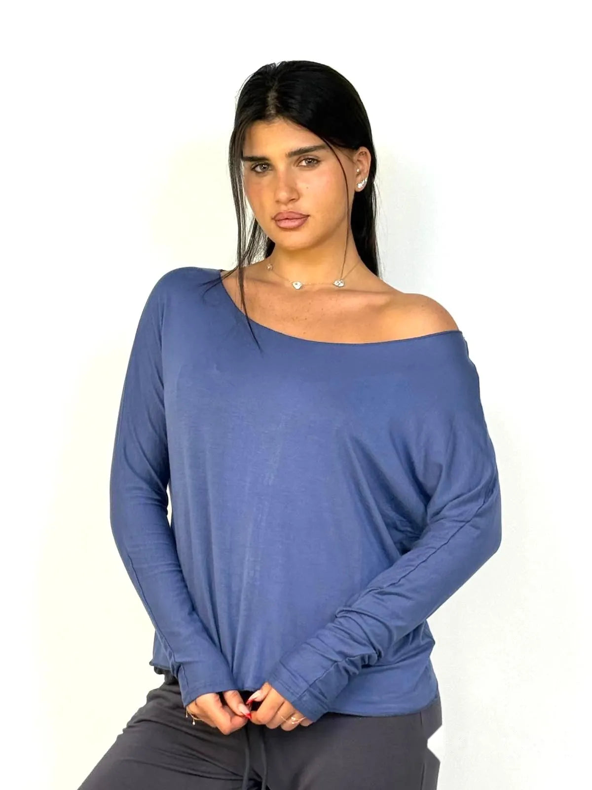 בייסיק שרוול ארוך בשלל צבעים וצורות