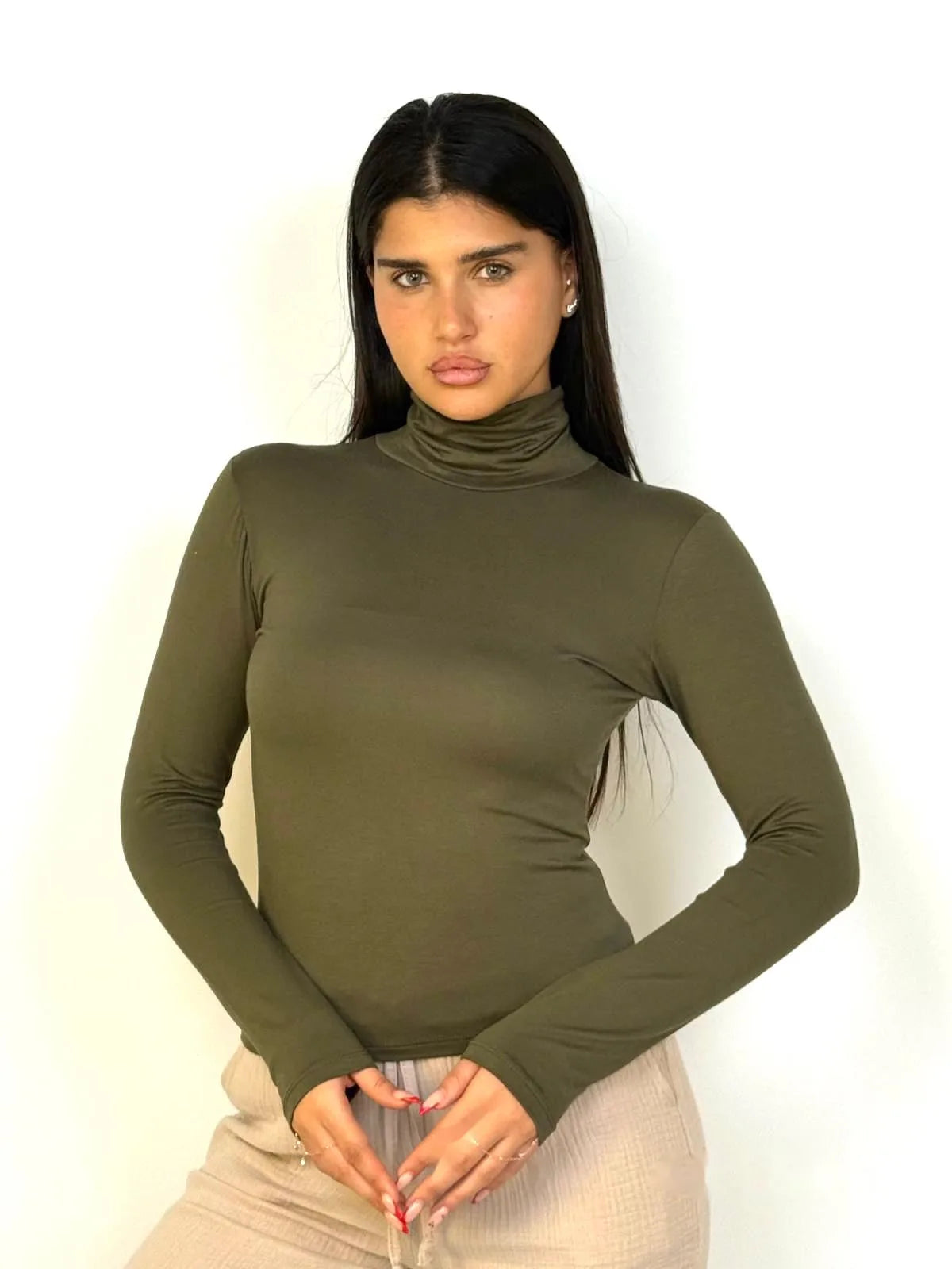 בייסיק שרוול ארוך בשלל צבעים וצורות