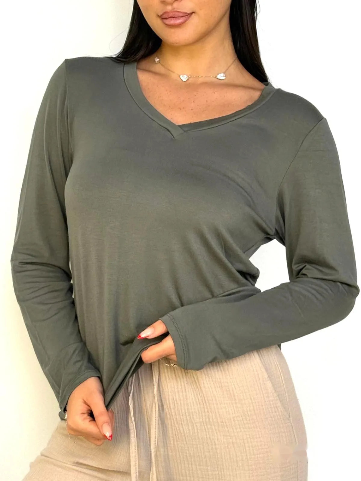 בייסיק שרוול ארוך בשלל צבעים וצורות