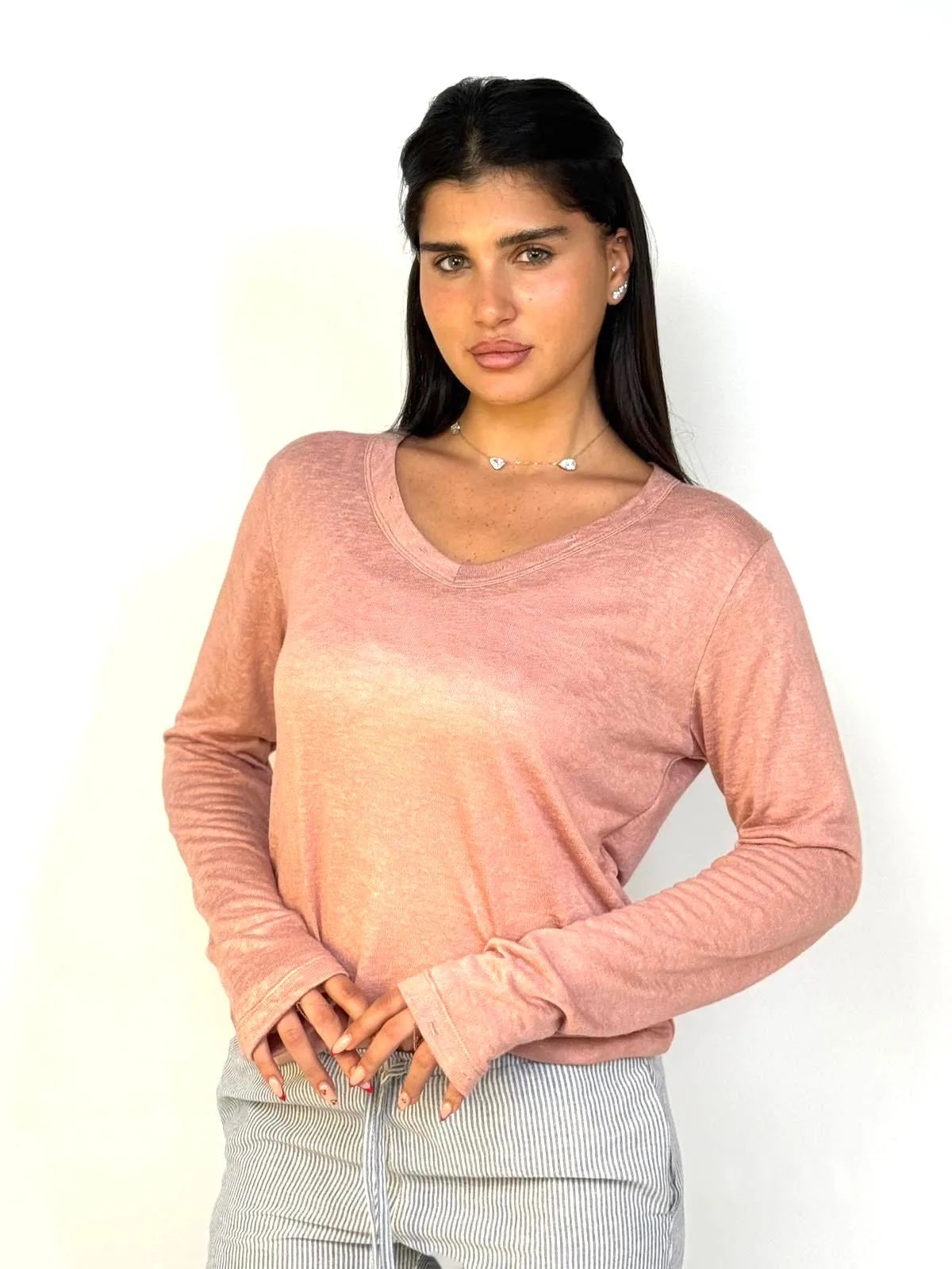 בייסיק שרוול ארוך בשלל צבעים וצורות