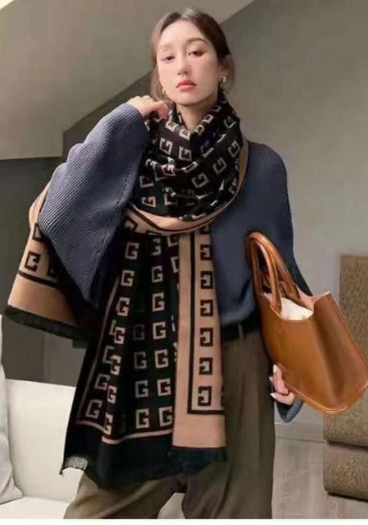 צעיף אופנתי מעוצב ורחב